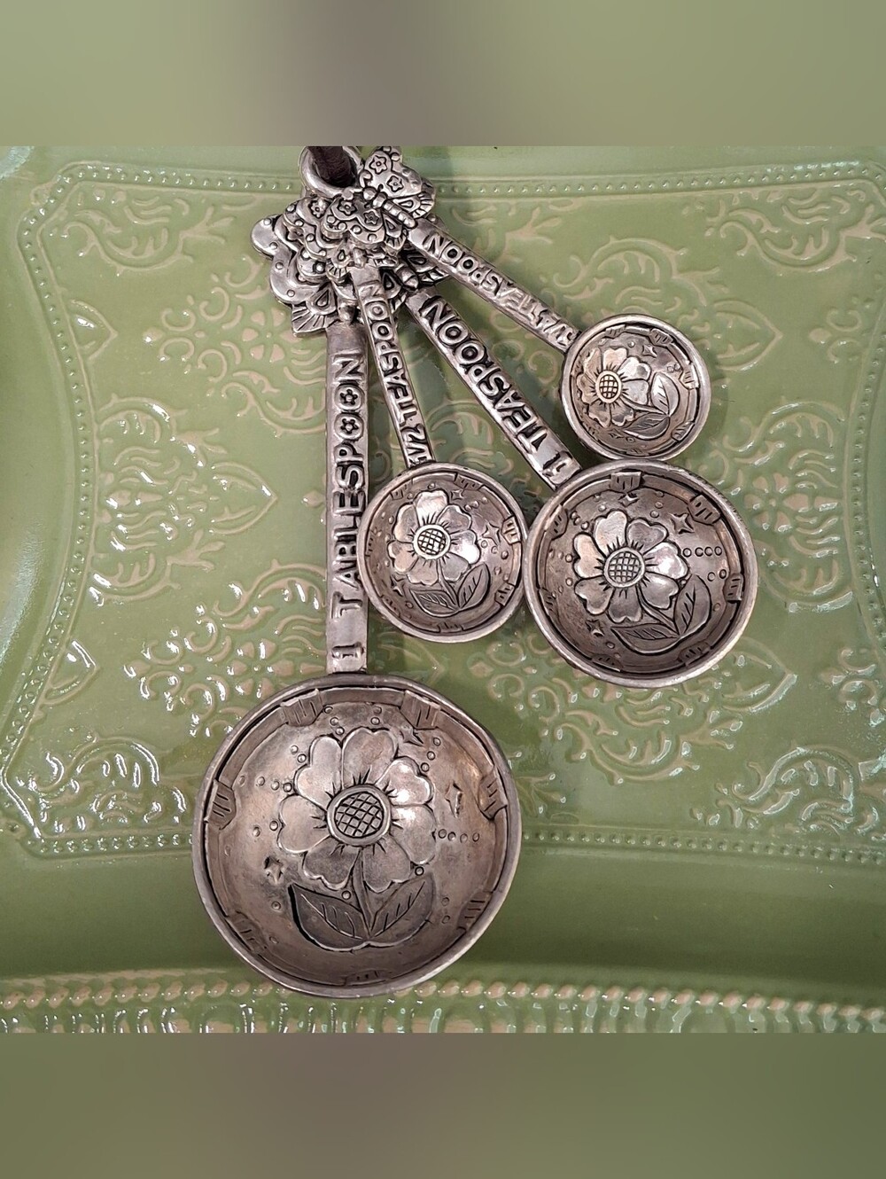 Vintage Pewter Measuring Spoons 4 Piece Set Flowers Butterflies Kitchen Decor